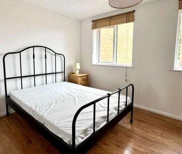 Burket Close, Southall, UB2 - Photo 1