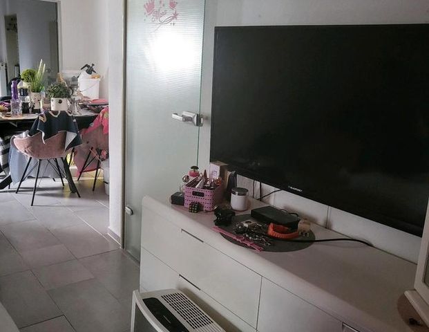 Erdgeschoss Wohnung 76pm - Photo 1