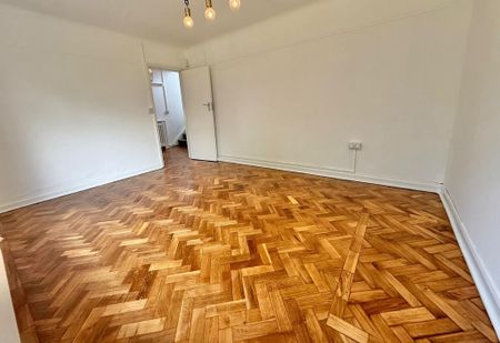 4 bedroom detached house to rent - Photo 5