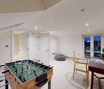 4 bedroom terraced house to rent - Photo 1