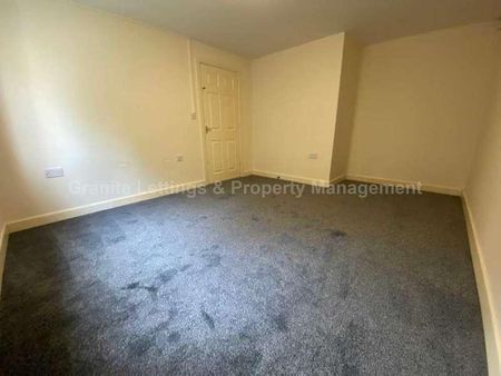St James Court, Off St James Avenue, BL8 - Photo 5