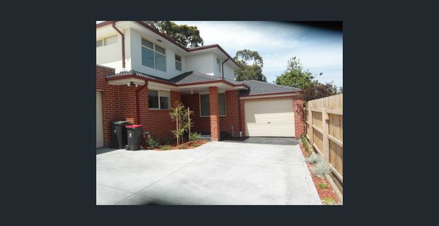 Rear 4 Bedroom Townhouse in quiet location - Photo 1