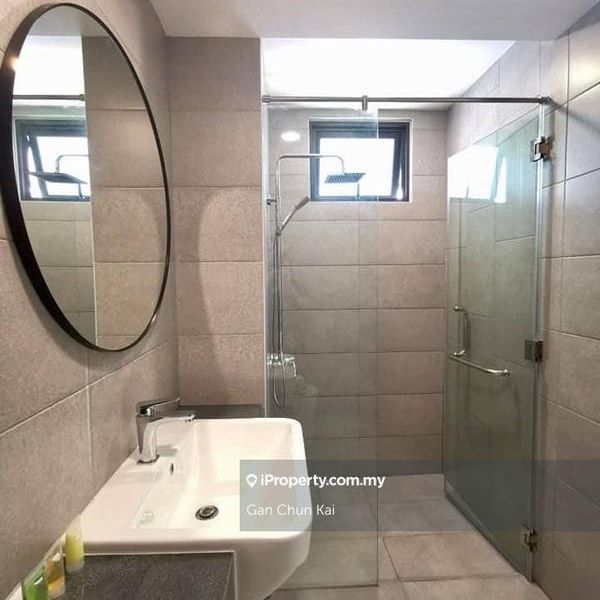 Waterside Residence, Gelugor - Photo 1