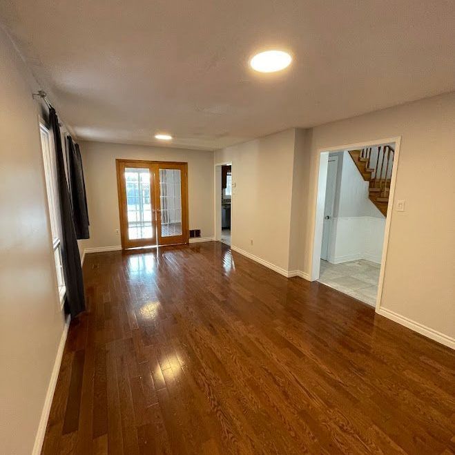 For Lease - 4616 Metcalfe Avenue Unit# Upper, Mississauga, Ontario - Photo 1