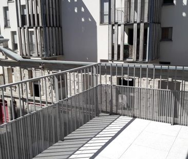 location Appartement T3 DE 58.5m² À BORDEAUX - Photo 4