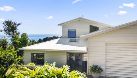 Wake Up to Ocean Views – Fully Furnished Gem - Photo 4