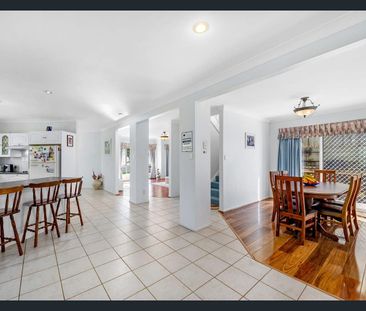 Elevated Family Home Perfectly Positioned in Bridgeman Downs - Photo 5