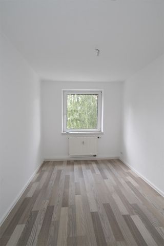 Schöne Lage am Stadtpark, großer Balkon – ID 1012 - Photo 4