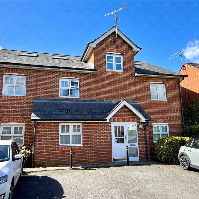 Stoke Road, Guildford, GU1 4HP - Photo 1