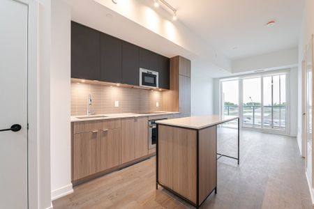 For Lease - 220 Missinnihe Way Unit# 313, Mississauga, Ontario - Photo 3