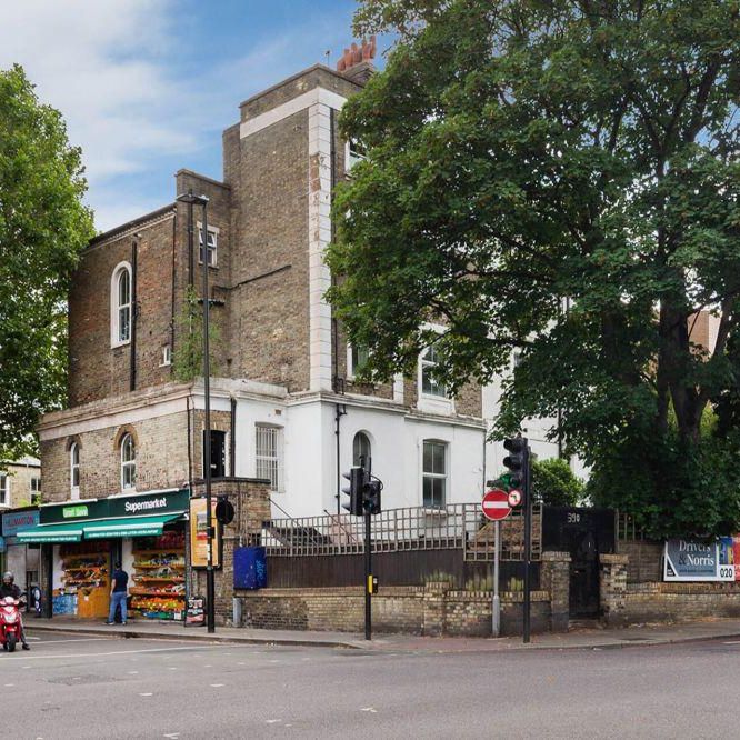 3 bedroom apartment to rent - Photo 1