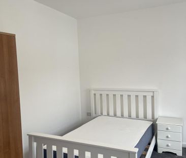 5 bedroom terraced house to rent - Photo 5