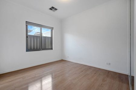 Camden Park - Photo 2