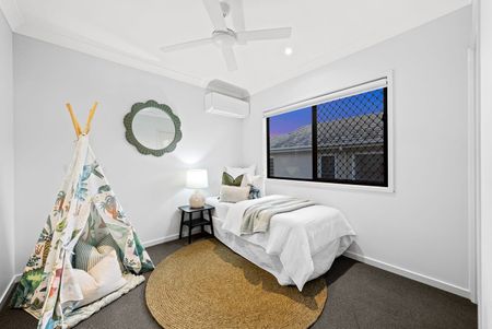 Stylish Double-Storey Home with Space and Comfort - Photo 4