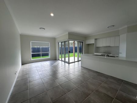 131C Northlakes Drive, Cameron Park, NSW 2285 - Photo 4