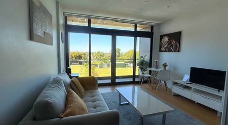 Lock up and leave - Photo 4