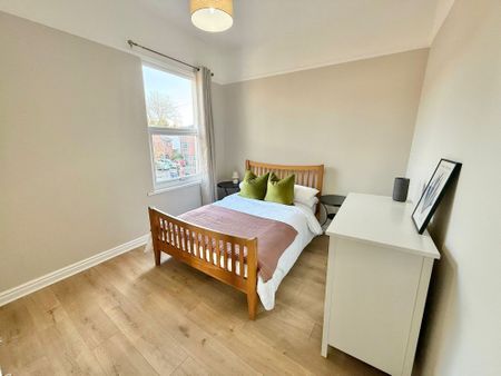 1 bed flat to rent in Parkfield Road, Liverpool, L17 - Photo 3