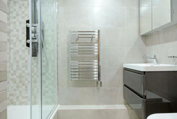 3 Bedroom Apartment - Photo 1