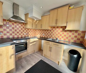 3 bedroom terraced house to rent - Photo 6