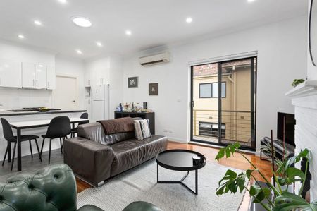 9/6 The Avenue, Windsor VIC 3181 - Townhouse For Rent | Domain - Photo 2