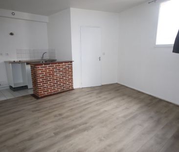 Location Appartement 1 pièce 28m² LILLE 59000 - Photo 1