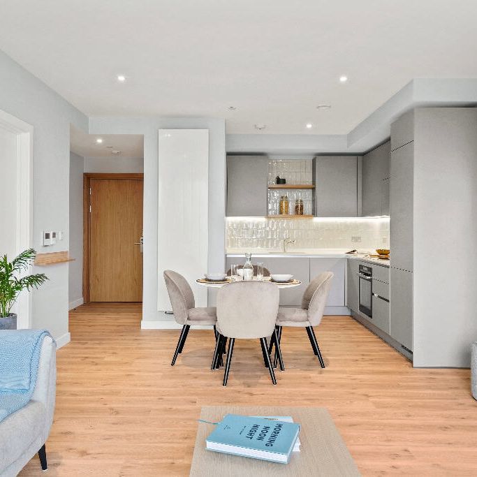 Hightail Point, E20 1JY, London - Photo 1