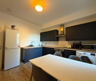 1 bedroom in a house share to rent - Photo 6