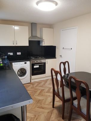 2 Bed Semi-Detached House, Gardner St, M12 - Photo 1