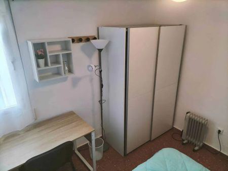 Carrer del Bisbe Jaume Pérez, Valencia, Valencian Community 46006 - Photo 3