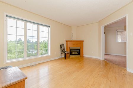 For Lease - 6 Porchlight Road, Brampton, Ontario - Photo 2