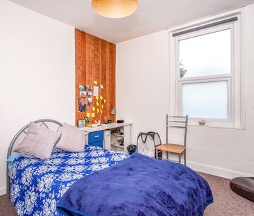 4 bedroom house to rent - Photo 3