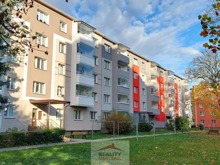 Pronájem bytu 2+1 58 m2 - Fotografie 4
