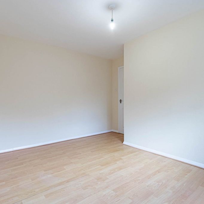 2 bed Flat for rent - Photo 1