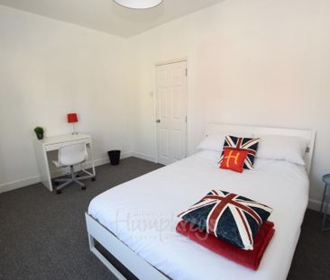 5 bedroom terraced house to rent - Photo 3