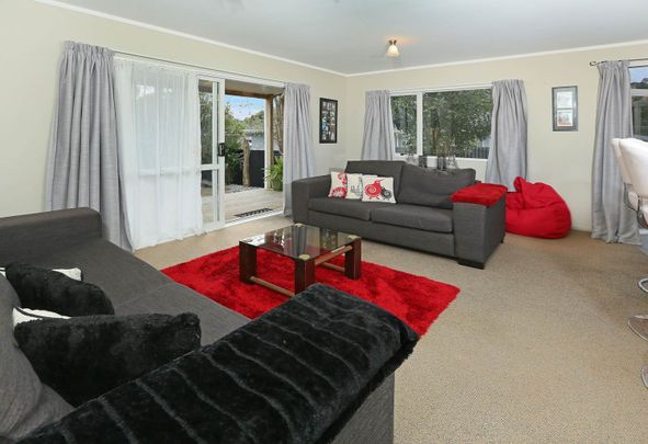 18A Camphora Place, Ranui, Auckland - Photo 1
