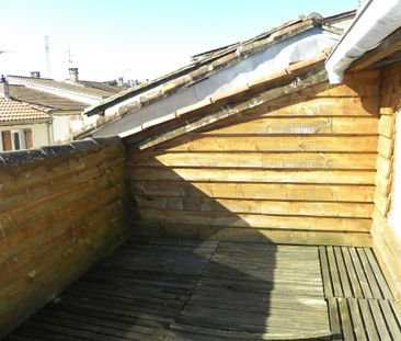 Location Appartement 4 pièces 100m² VILLENEUVE SUR LOT 47300 - Photo 2