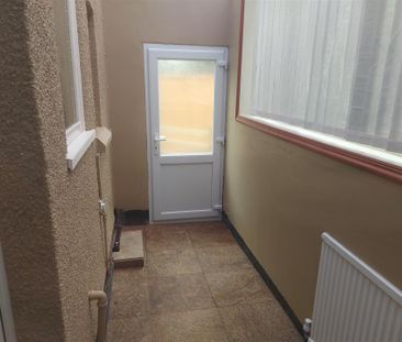 2 bedroom End of terrace house to rent - Photo 2