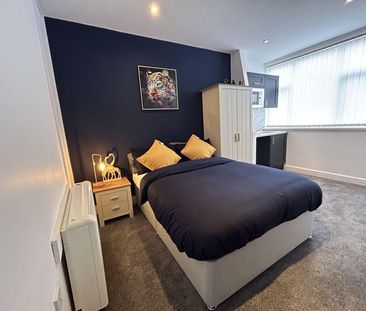 Studio to rent - Photo 6