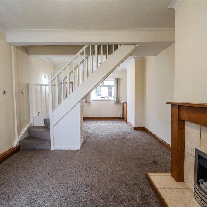 3 bedroom end of terrace house to rent - Photo 1