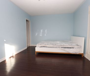 For Lease - 2 Catherina Street, Markham, Ontario - Photo 6