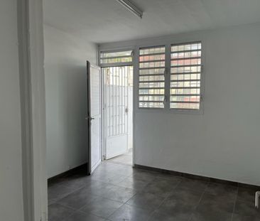 Location Appartement 3 pièces 54m² STE ROSE 97115 - Photo 4