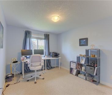 6 EDWARDS Street, Guelph, Ontario, N1E0B2 - Photo 6