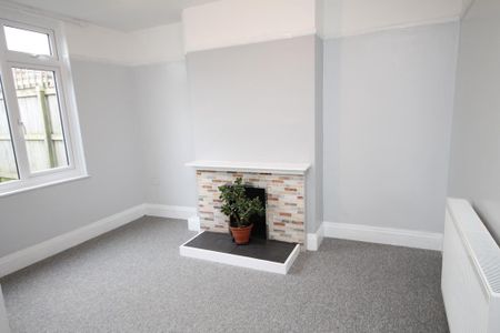 3 bed house to rent in Cadogan Road, Bristol, BS14 - Photo 2