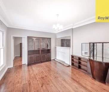 Located in one of the best streets in North Parramatta - Photo 1