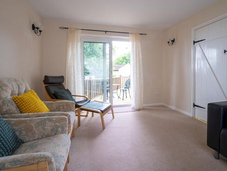 Frithwood Close - Photo 3