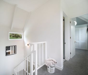 Rare Family Sanctuary in Nature - Photo 2