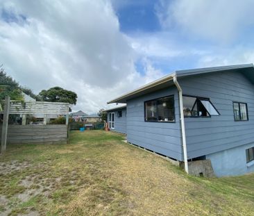 Pukehina Beach - Fully Furnished - 9 month term - Photo 5