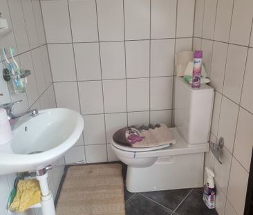 Heimelige 2.5 Zimmer-Dachwohnung an zentraler Lage - Foto 6