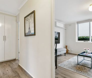 Renovated 2 Bedroom Unit - Photo 3