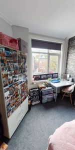 9-11 St Michaels Crescent, Leeds, LS6 3AL - Photo 3